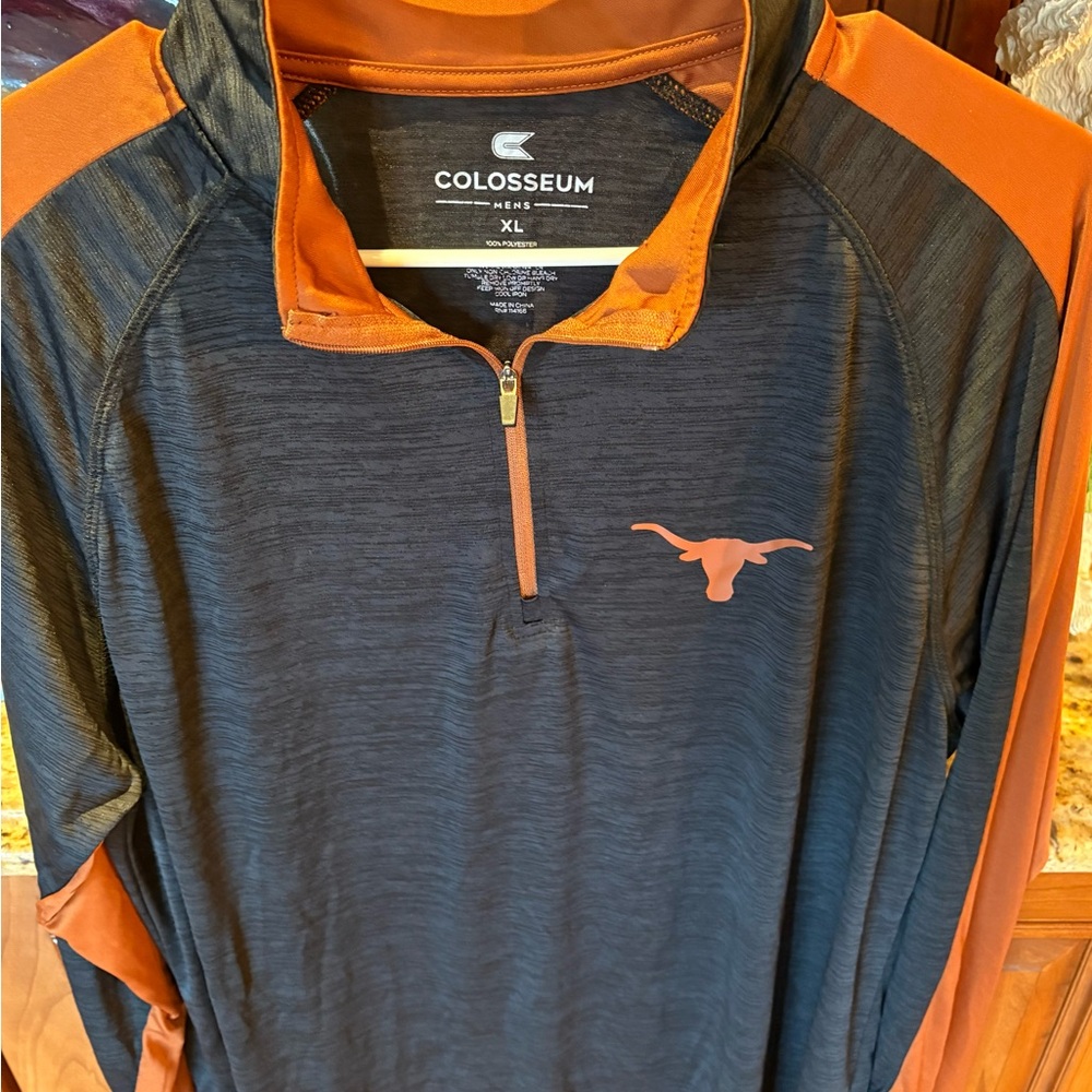 Texas Longhorn men’s 1/4 zip pullover. Sharp black & orange w/logos front/back - Picture 7 of 8